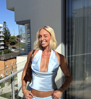 Liz clay leaked private photo uncensored HD quality