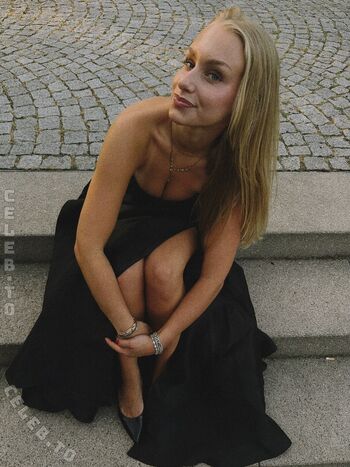 Loulou fbl page leaked private photo uncensored HD quality