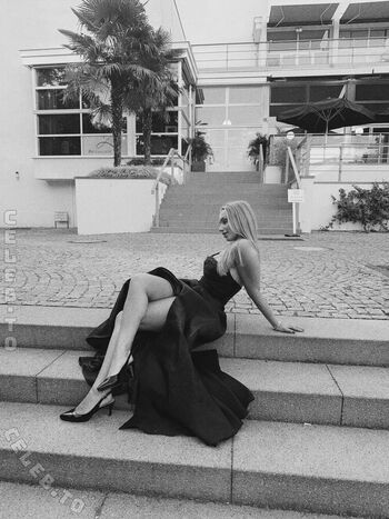 Loulou fbl page leaked private photo uncensored HD quality
