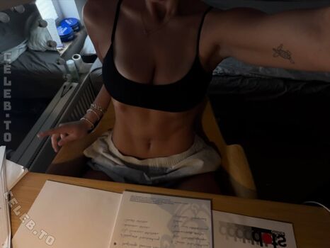 Loulou fbl page leaked private photo uncensored HD quality