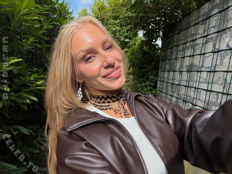 Loulou fbl leaked private photo uncensored HD quality
