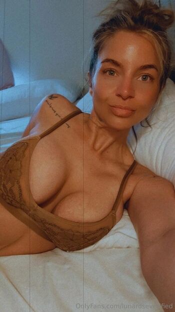 Lunaroseverified page leaked private photo uncensored HD quality