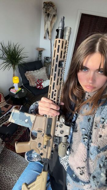 Lunchbaglujan  page leaked private photo uncensored HD quality