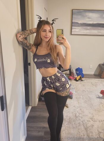 Luxlo  page leaked private photo uncensored HD quality