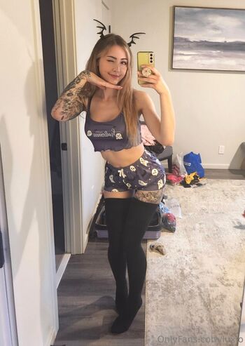 Luxlo  page leaked private photo uncensored HD quality