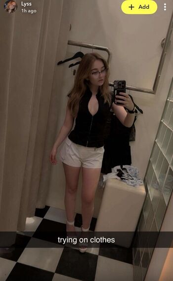 Lyssaurora page leaked private photo uncensored HD quality
