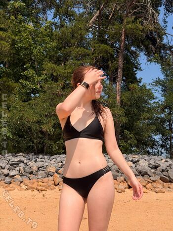 Lyssaurora page leaked private photo uncensored HD quality