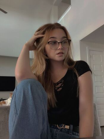 Lyssaurora page leaked private photo uncensored HD quality