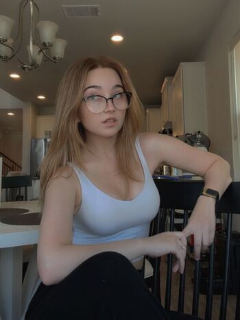 Lyssaurora page leaked private photo uncensored HD quality