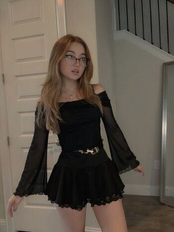 Lyssaurora page leaked private photo uncensored HD quality