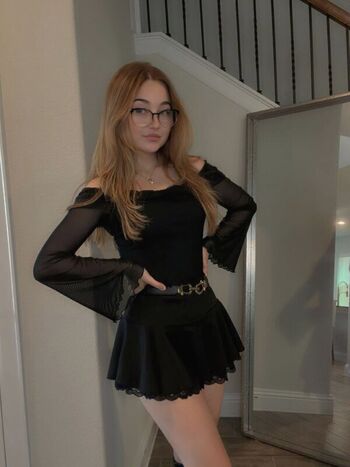 Lyssaurora page leaked private photo uncensored HD quality