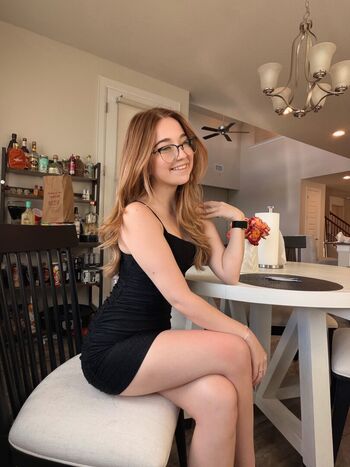 Lyssaurora page leaked private photo uncensored HD quality
