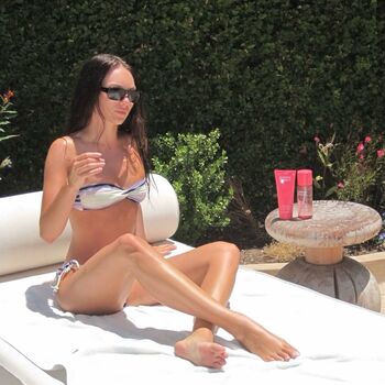 Maddie ziegler  page leaked private photo uncensored HD quality