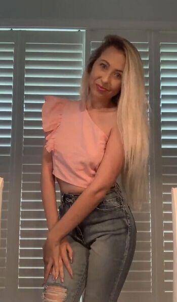 Maddimegan page leaked private photo uncensored HD quality