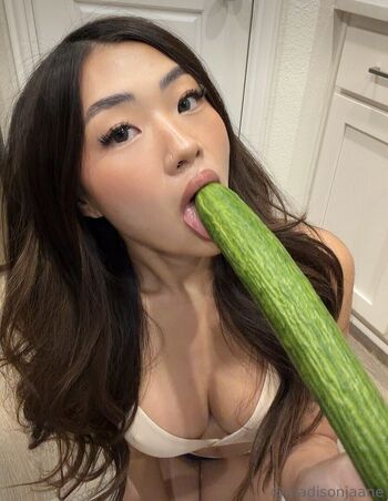 Madisonjaane  page leaked private photo uncensored HD quality