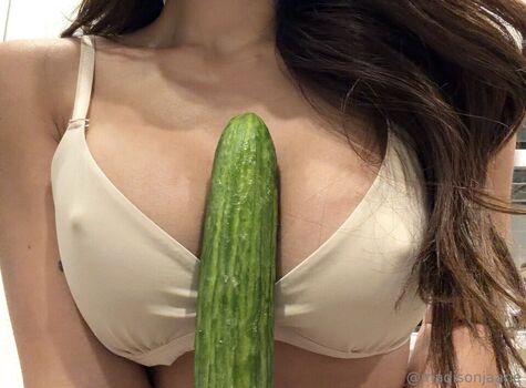 Madisonjaane  page leaked private photo uncensored HD quality