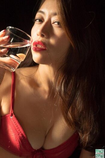 Maki hojo page leaked private photo uncensored HD quality