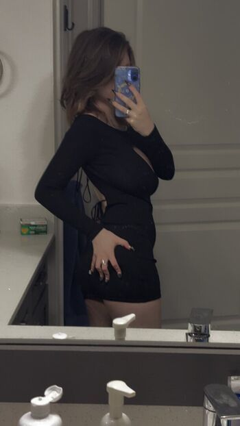 Makomommyvt leaked private photo uncensored HD quality