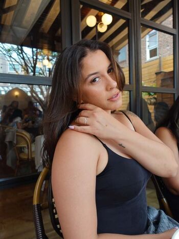Maleni cruz leaked private photo uncensored HD quality