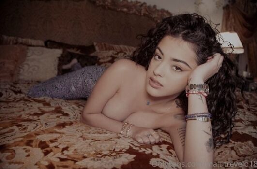 Malu trevejo  page leaked private photo uncensored HD quality