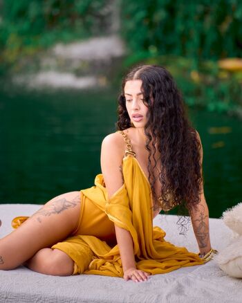 Malu trevejo  page leaked private photo uncensored HD quality