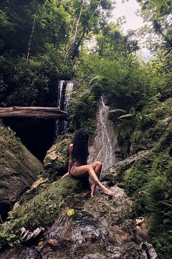 Malu trevejo leaked private photo uncensored HD quality