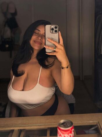 Mandaamariahh leaked private photo uncensored HD quality