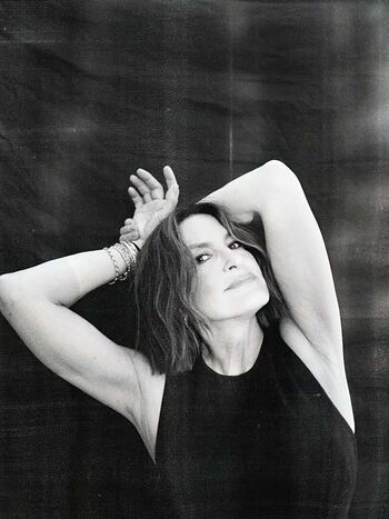 Mariska hargitay leaked private photo uncensored HD quality