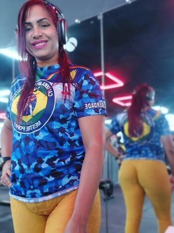 Mature women leaked private photo uncensored HD quality