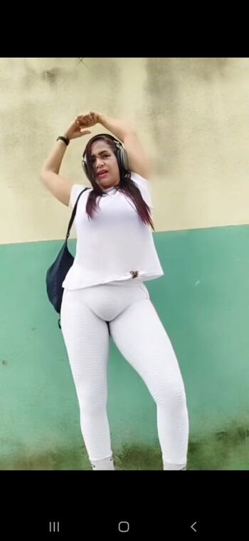 Mature women leaked private photo uncensored HD quality