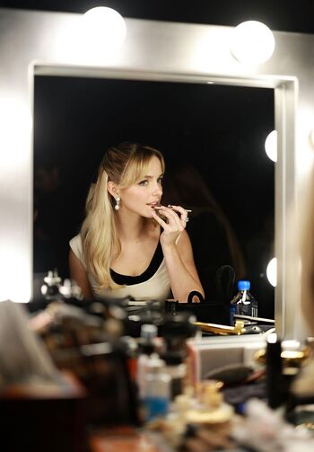 Mckenna grace  page leaked private photo uncensored HD quality