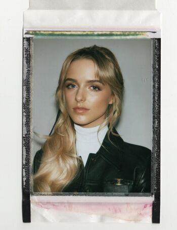 Mckenna grace  page leaked private photo uncensored HD quality