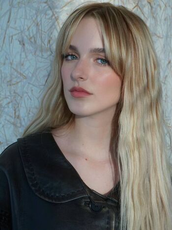 Mckenna grace  page leaked private photo uncensored HD quality