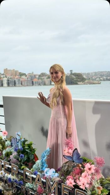 Mckenna grace  page leaked private photo uncensored HD quality
