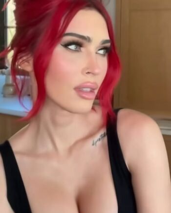 Megan fox  page leaked private photo uncensored HD quality