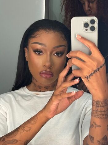 Megan thee stallion  page leaked private photo uncensored HD quality
