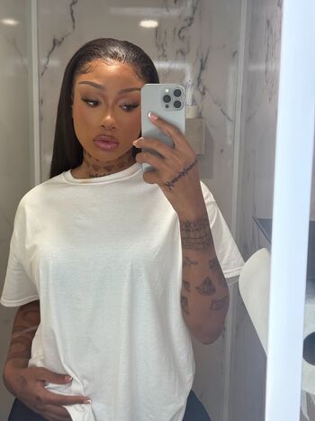 Megan thee stallion  page leaked private photo uncensored HD quality