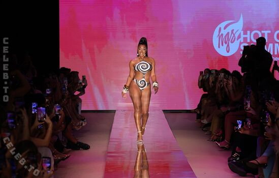 Megan thee stallion  page leaked private photo uncensored HD quality