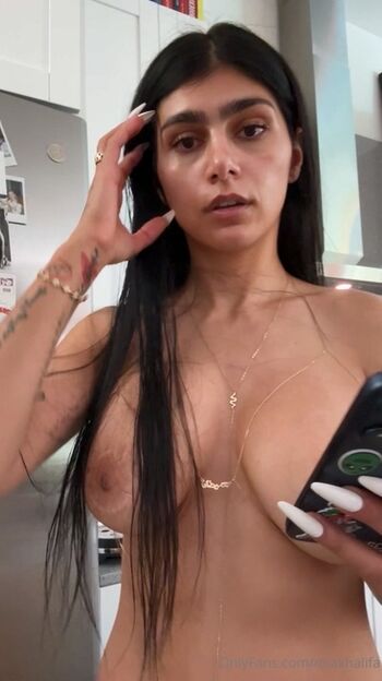 Mia khalifa  page leaked private photo uncensored HD quality