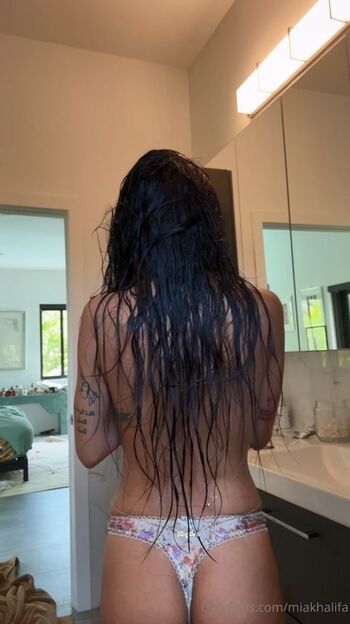 Mia khalifa  page leaked private photo uncensored HD quality