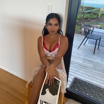 Mia z page leaked private photo uncensored HD quality
