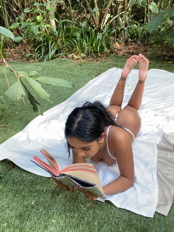 Mia z page leaked private photo uncensored HD quality