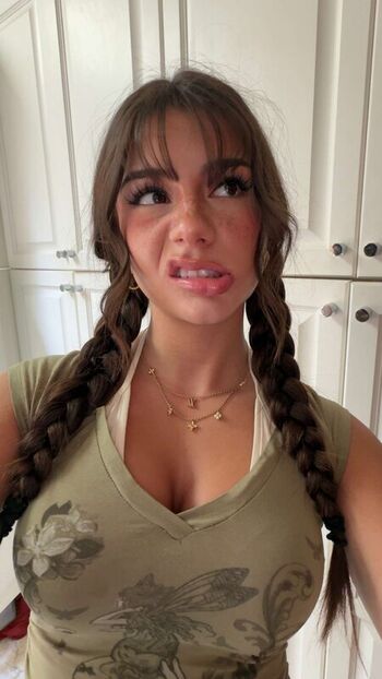 Mikayla campinos  page leaked private photo uncensored HD quality