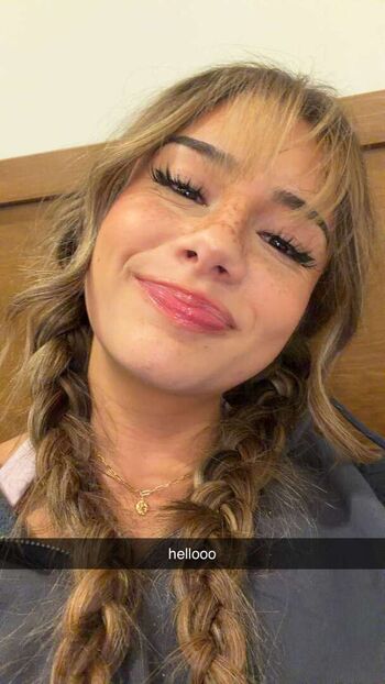 Mikayla campinos  page leaked private photo uncensored HD quality