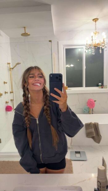 Mikayla campinos  page leaked private photo uncensored HD quality