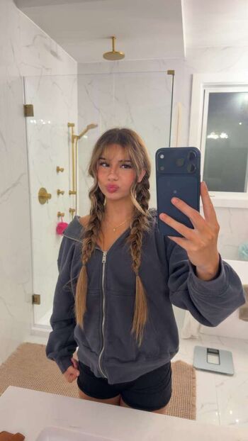 Mikayla campinos  page leaked private photo uncensored HD quality