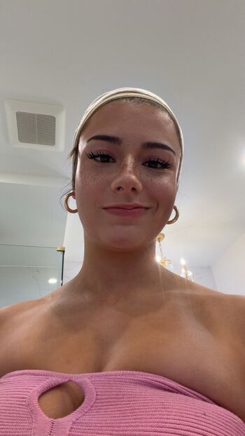 Mikayla campinos  page leaked private photo uncensored HD quality