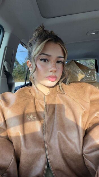 Mikayla campinos  page leaked private photo uncensored HD quality