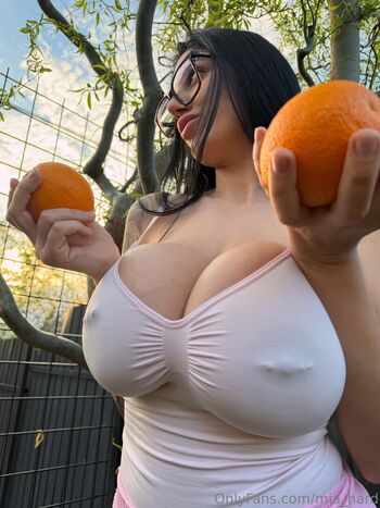 Milkynattii leaked private photo uncensored HD quality