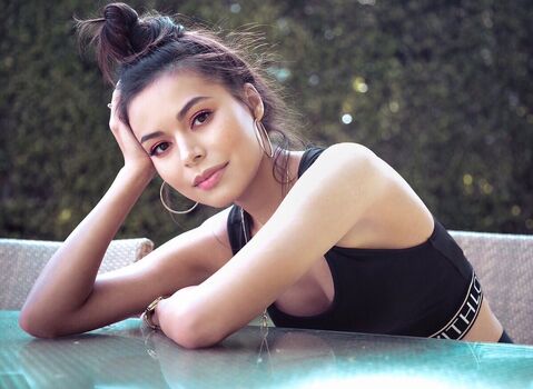 Miranda cosgrove leaked private photo uncensored HD quality